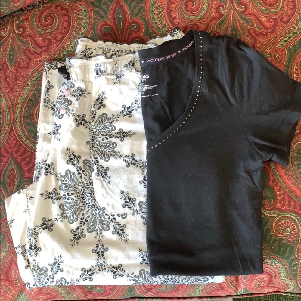 Victoria’s Secret Pajama Set